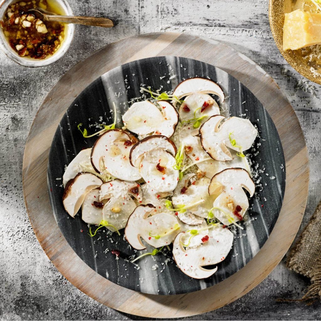 recepta-ametller-origen-carpaccio-de-ceps-amb-parmesa-i-vinagreta-d'avellanes