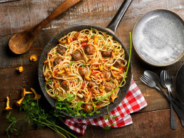 recepta-ametller-origen-espaguetis-amb-mandonguilles-i-rossinyols