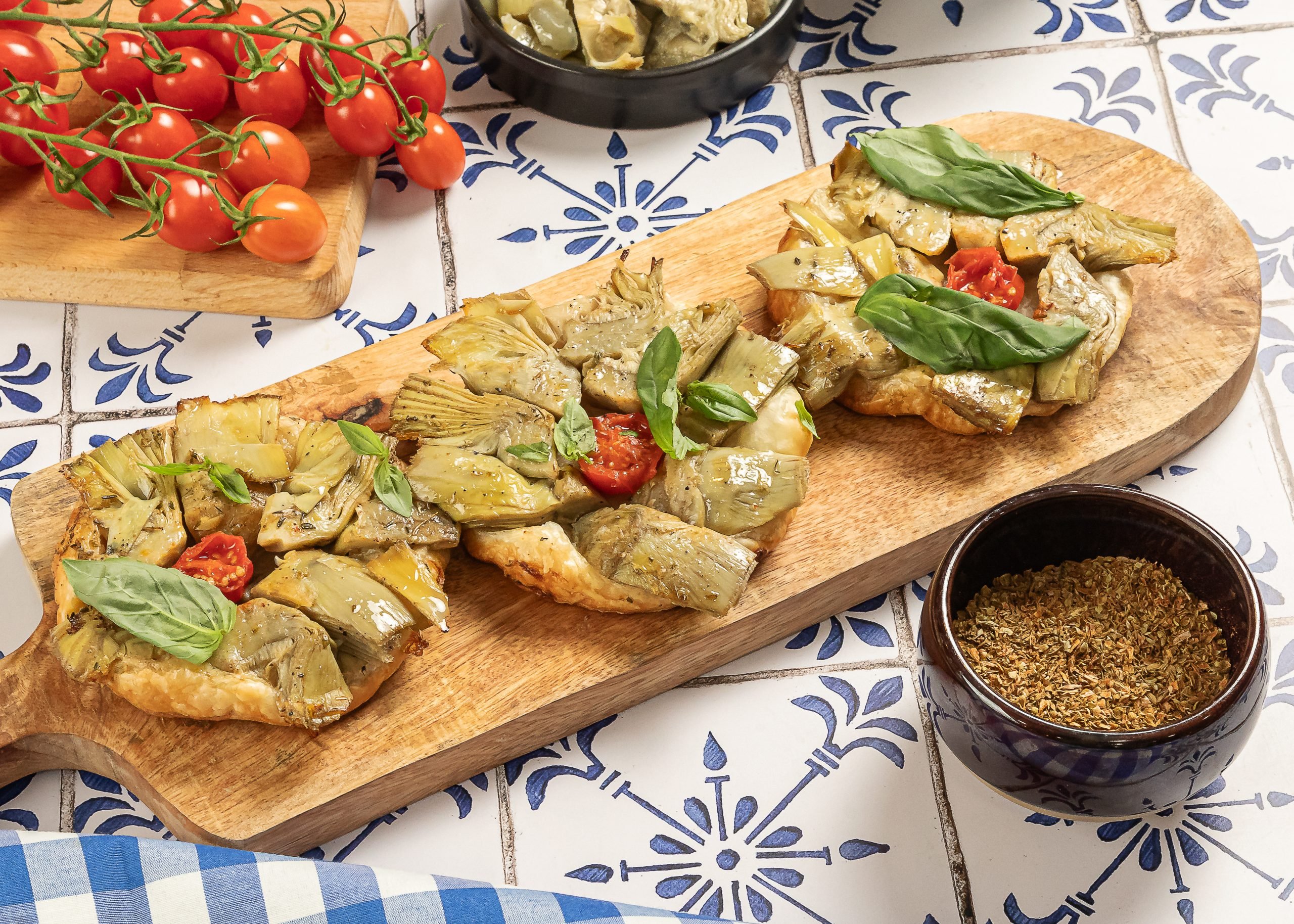 Recepta tatins de cors de carxofa i cherrys Recepta tatins de cors de carxofa i cherrys